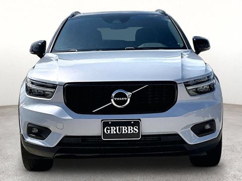 Used 2020 Volvo XC40 T5 R-Design AWD/4WD image 3