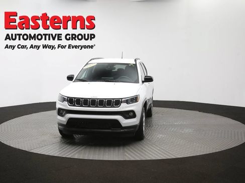 Used 2024 Jeep Compass Latitude AWD/4WD image 48