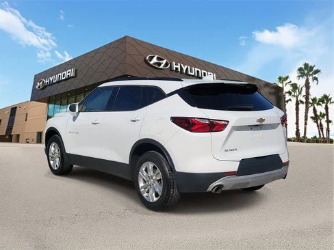 Used 2020 Chevrolet Blazer LT image 2