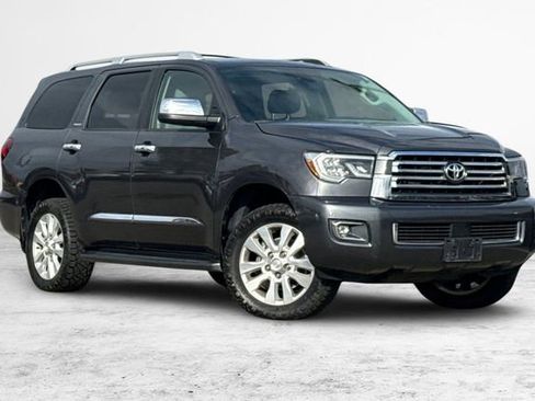 Used 2018 Toyota Sequoia Platinum w/ Carpet Mat Package AWD/4WD image 2