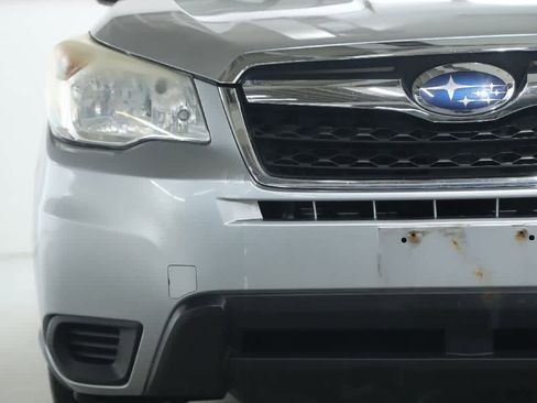 Used 2014 Subaru Forester 2.5i Premium AWD/4WD image 5