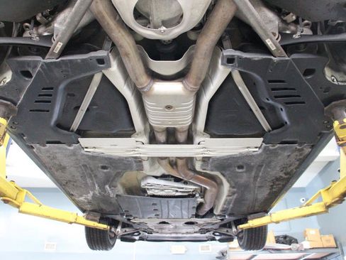 Used 2022 BMW 840i xDrive Convertible w/ Comfort Seating Package image 98