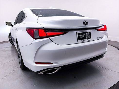 Used 2023 Lexus ES 350 image 4