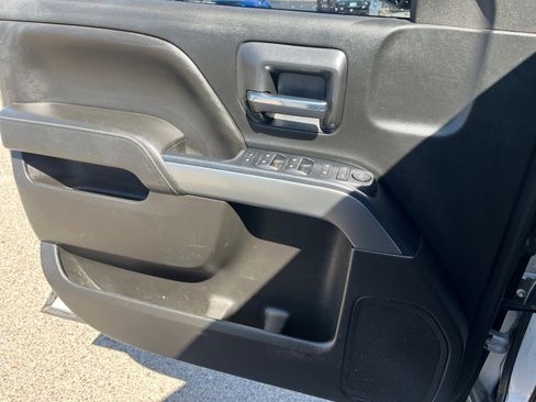 Used 2018 Chevrolet Silverado 1500 LT RWD image 13