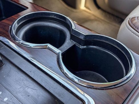 Used 2010 Ford F150 Lariat image 34