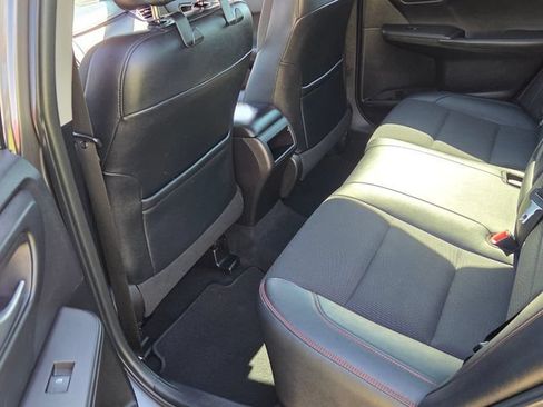 Used 2016 Toyota Camry SE FWD image 7