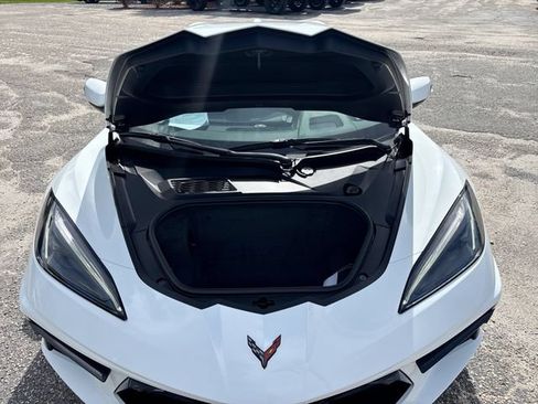 Used 2023 Chevrolet Corvette Stingray Premium Conv w/ Z51 Performance Package RWD image 23