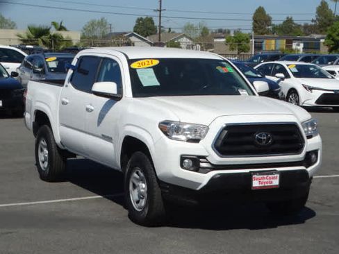 Used 2021 Toyota Tacoma SR5 image 2