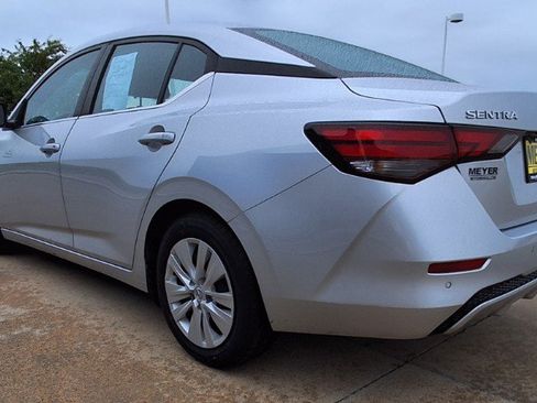 Used 2022 Nissan Sentra S FWD image 6