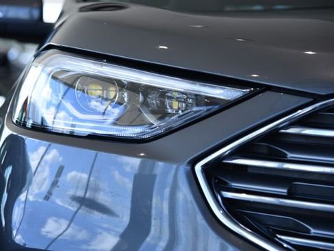 Used 2024 Ford Edge Titanium w/ Equipment Group 301A image 6