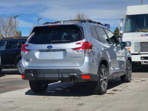 Used 2023 Subaru Forester Limited image 7