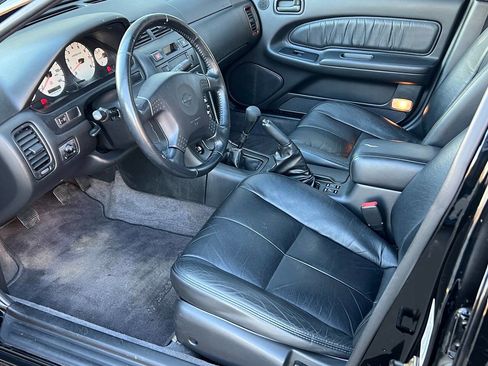 Used 1998 Nissan Maxima SE image 11