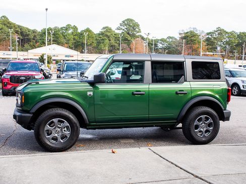 Used 2025 Ford Bronco Big Bend image 3