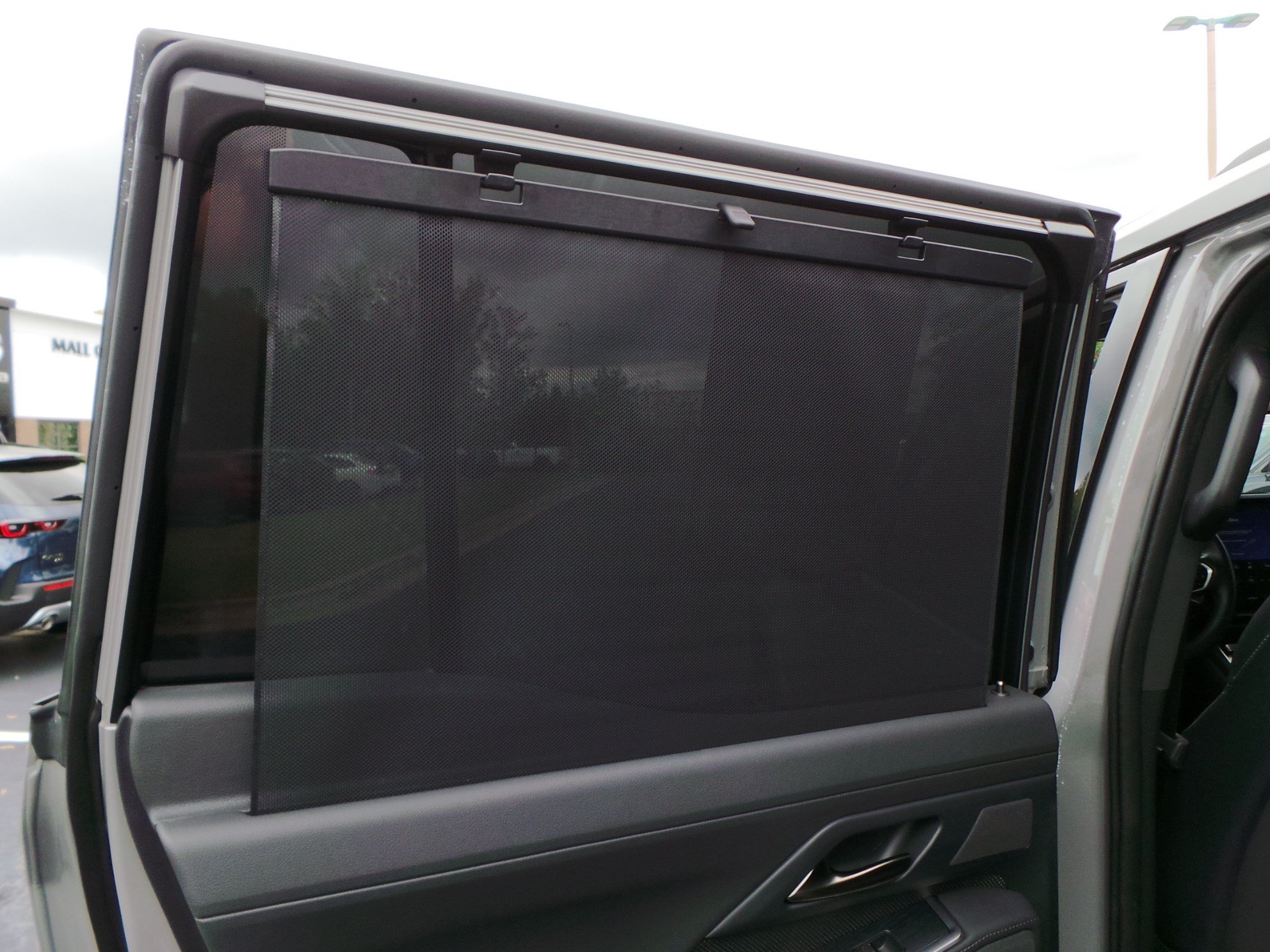 Used 2025 Lexus GX 550 w/ Accessory Package (2T) AWD/4WD image 22