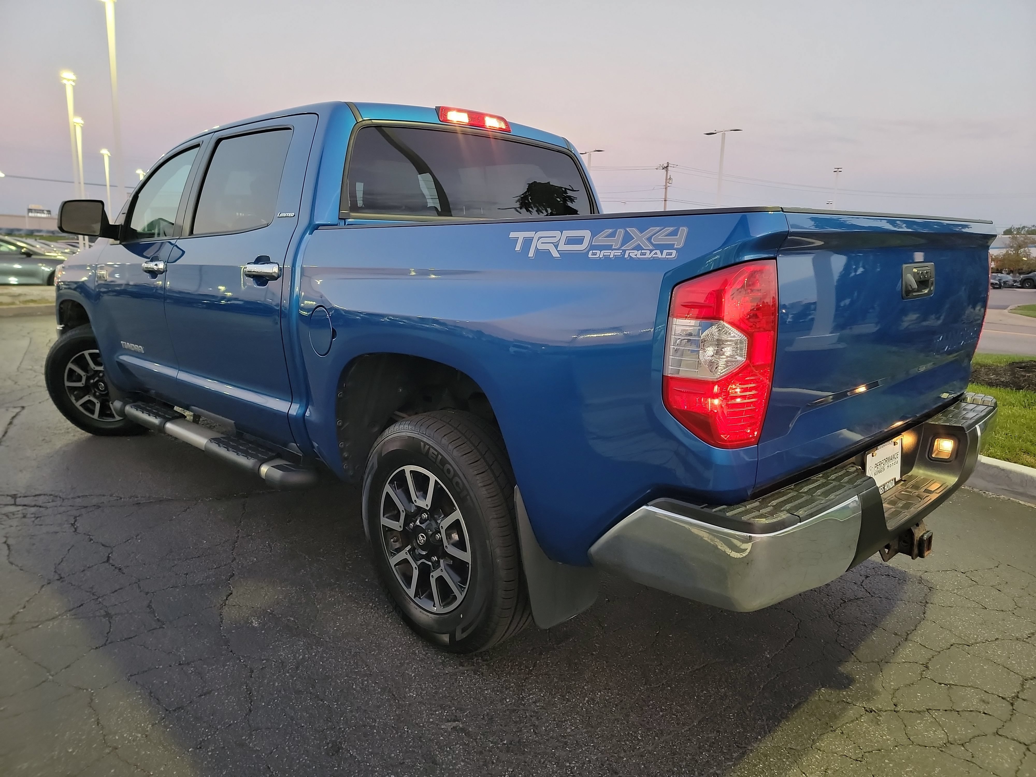 Used 2018 Toyota Tundra Limited AWD/4WD image 6