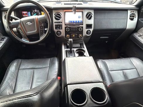 Used 2016 Ford Expedition EL XLT w/ Equipment Group 202A image 29