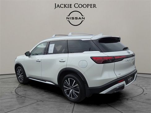 Used 2025 INFINITI QX60 Sensory image 3