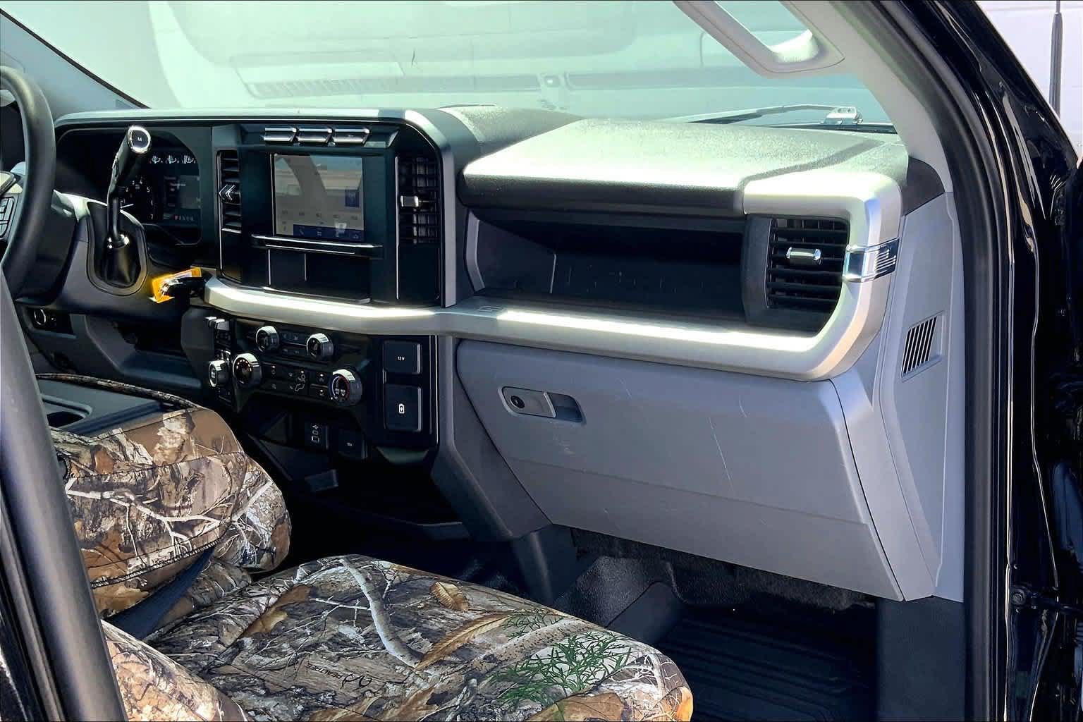 Used 2024 Ford F250 XL w/ XL Off-Road Package AWD/4WD image 23