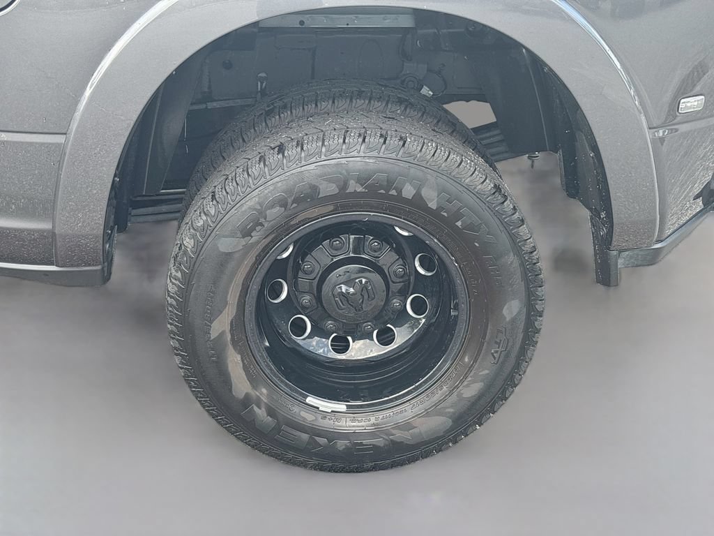 Used 2025 RAM 3500 Limited AWD/4WD image 12