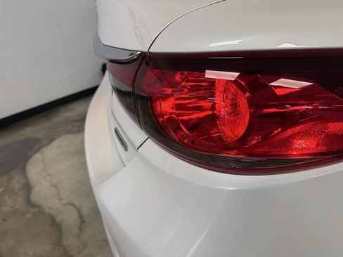 Used 2017 MAZDA MAZDA6 Touring FWD image 13