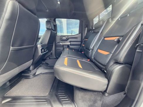 Used 2021 GMC Sierra 1500 AT4 w/ AT4 Premium Package image 13