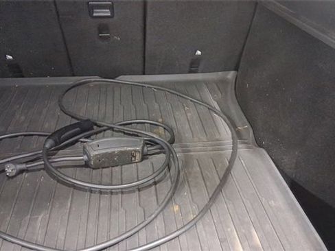 Used 2024 Tesla Model Y Performance image 21