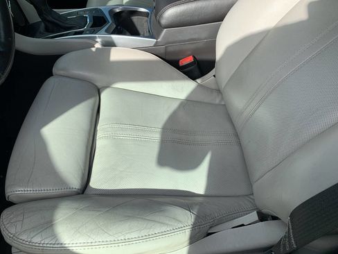 Used 2016 Cadillac SRX Performance w/ Driver Awareness Package image 14