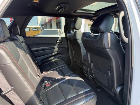 Used 2024 Dodge Durango GT image 10