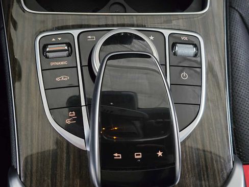 Used 2016 Mercedes-Benz C 350e Sedan image 38