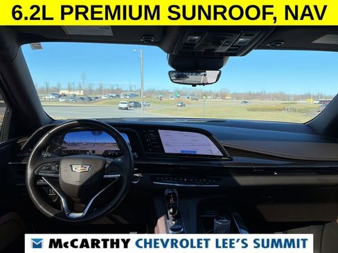 Used 2022 Cadillac Escalade ESV Premium Luxury image 49