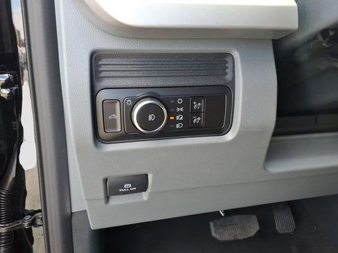 New 2026 Ford F250 XL w/ STX Appearance Package AWD/4WD image 11