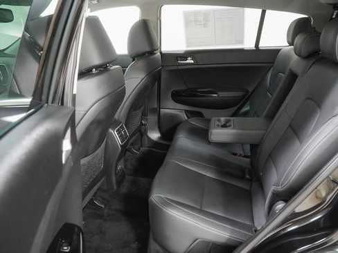 Used 2018 Kia Sportage EX w/ EX Sport Appearance Package image 39