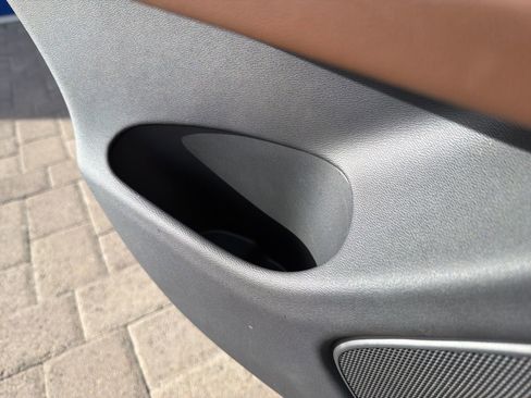 Certified 2025 Volvo XC60 T8 Plus w/ Protection Package Premier image 97