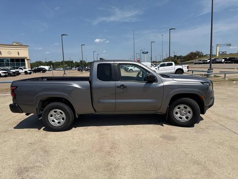 Used 2022 Nissan Frontier S w/ Technology Package AWD/4WD image 16