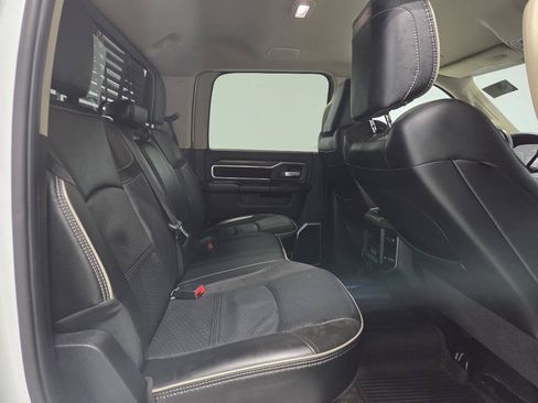 Used 2022 RAM 2500 Laramie AWD/4WD image 18