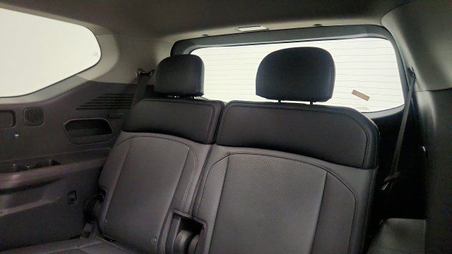 Used 2024 Kia EV9 Light Long Range RWD image 47