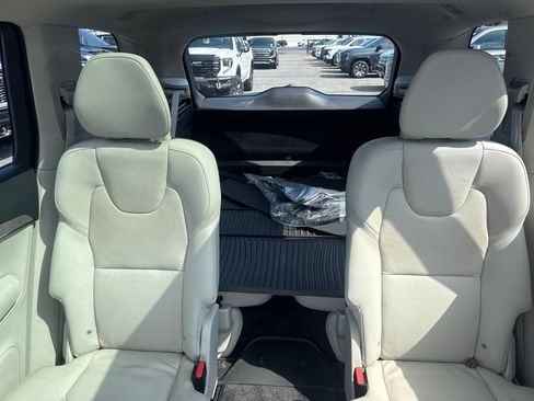 Used 2023 Volvo XC90 B6 Plus w/ Protection Package Premier AWD/4WD image 17
