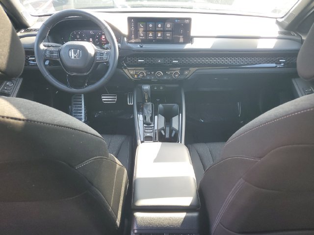Used 2025 Honda Accord Sport image 10