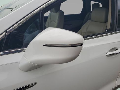 Used 2018 Buick Enclave Essence FWD image 26