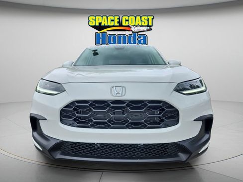 New 2026 Honda HR-V LX image 8