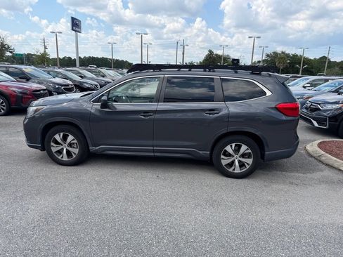 Used 2019 Subaru Ascent Premium AWD/4WD image 9
