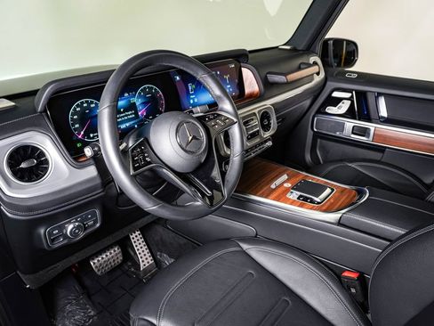Used 2025 Mercedes-Benz G 550 image 20