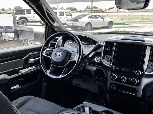 Used 2022 RAM 3500 Big Horn w/ Night Edition RWD image 18
