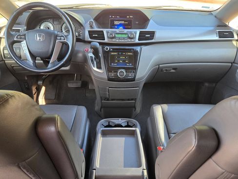 Used 2016 Honda Odyssey EX-L image 15