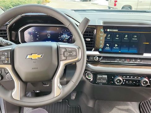 New 2026 Chevrolet Silverado 2500 LT image 28