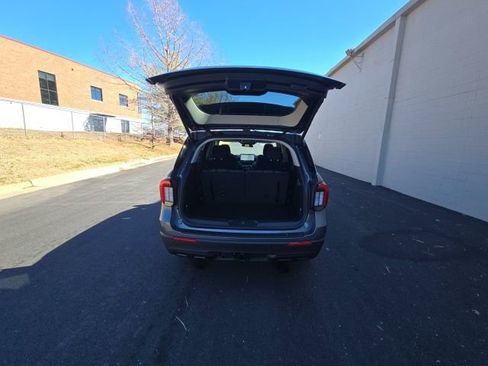 New 2026 Ford Explorer Active image 10