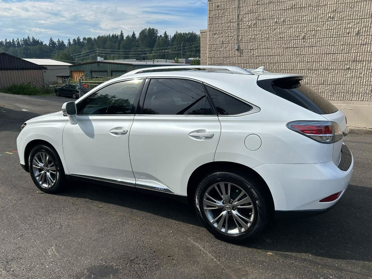 Used 2013 Lexus RX 450h AWD w/ Navigation Pkg image 7