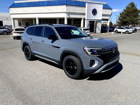 New 2026 Volkswagen Atlas Peak Edition AWD/4WD image 46