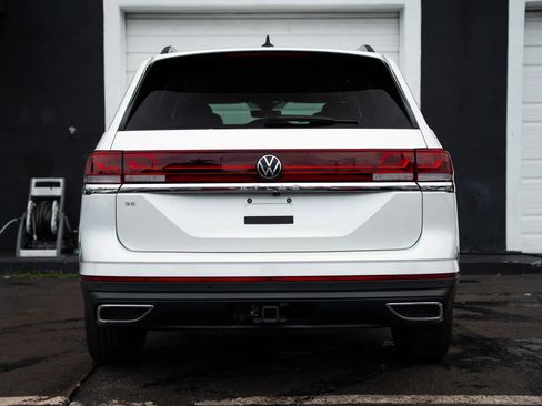 Used 2026 Volkswagen Atlas SE FWD image 5