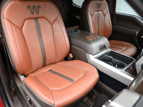 Used 2022 Ford F250 King Ranch w/ FX4 Off-Road Package image 43